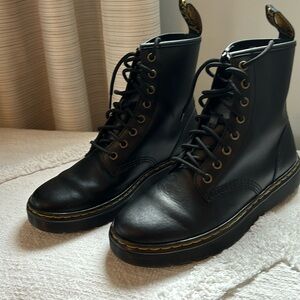 Dr Martens 1460 Women’s Lace Up Boots.